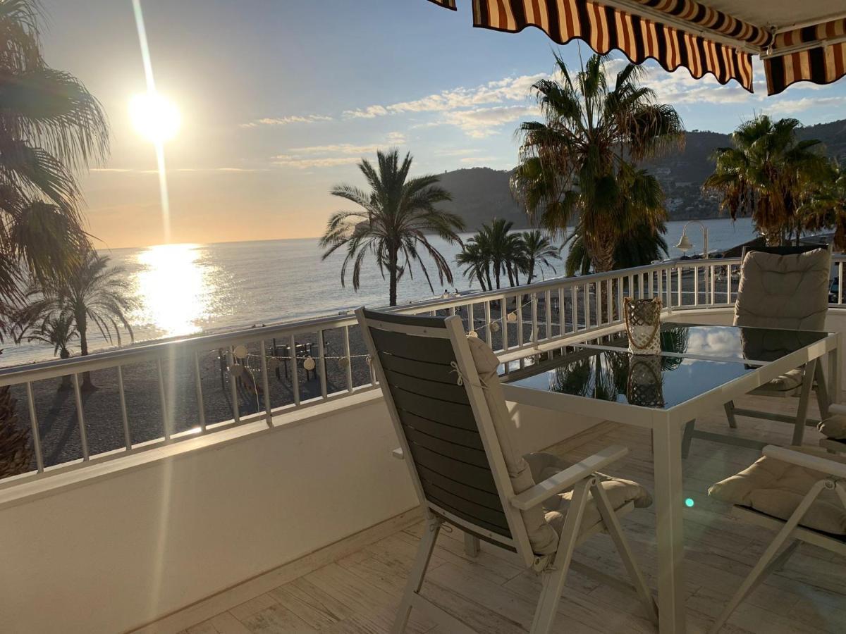 La Herradura Junto Al Mar Exterior photo